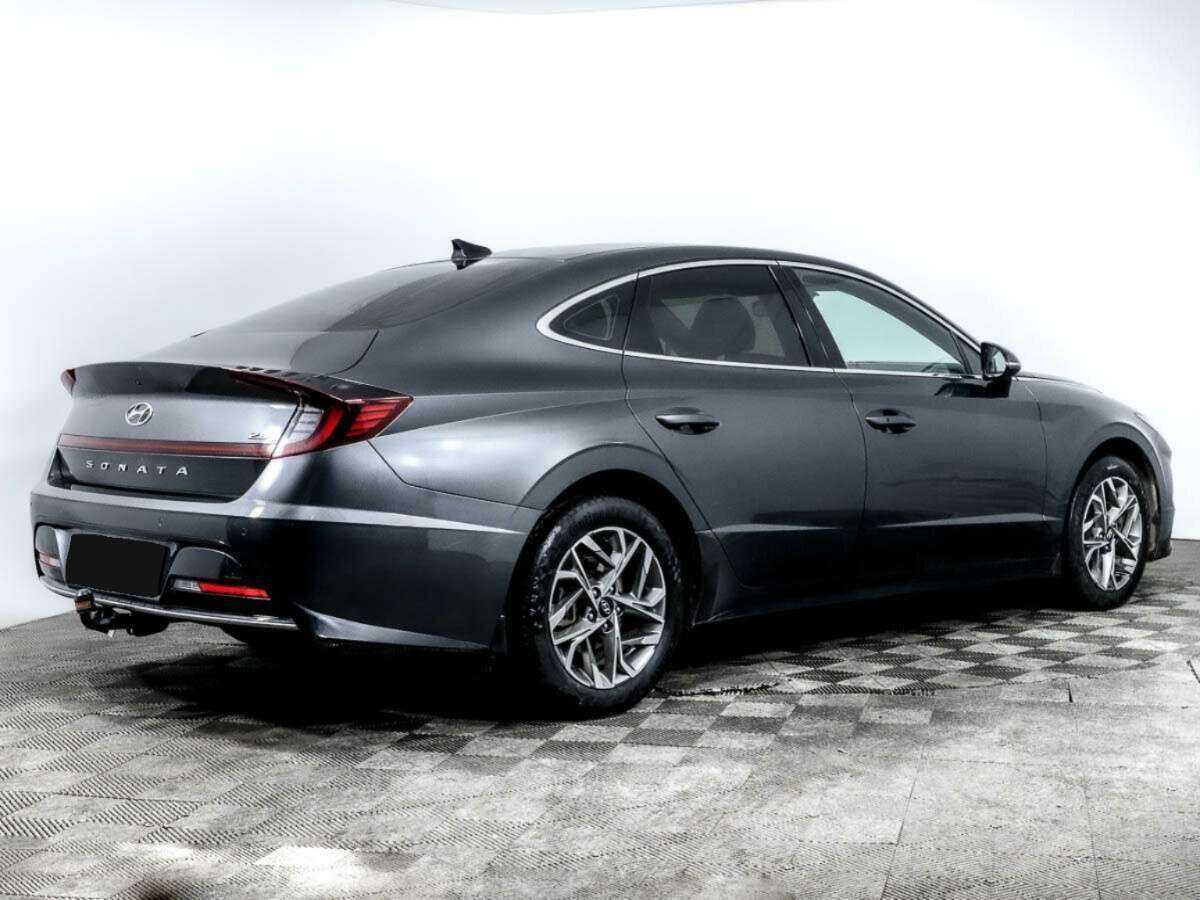 Купить Hyundai Sonata с пробегом. Фото: #3