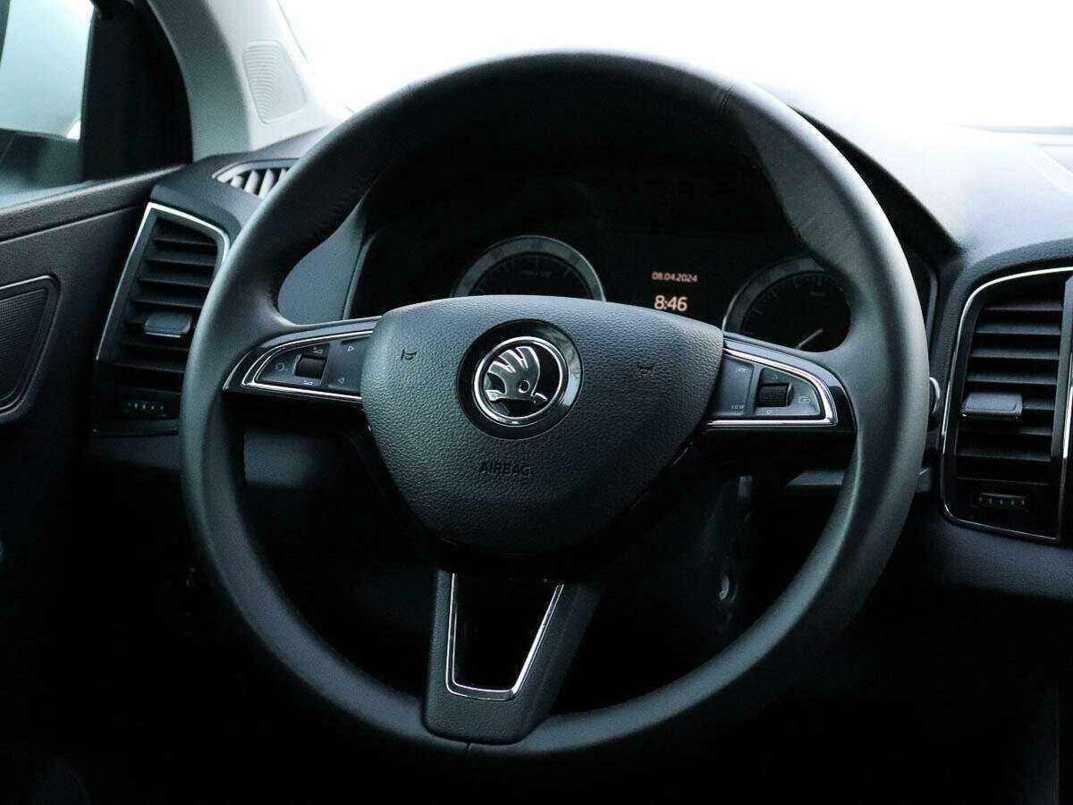 Купить Skoda Karoq с пробегом. Фото: #11