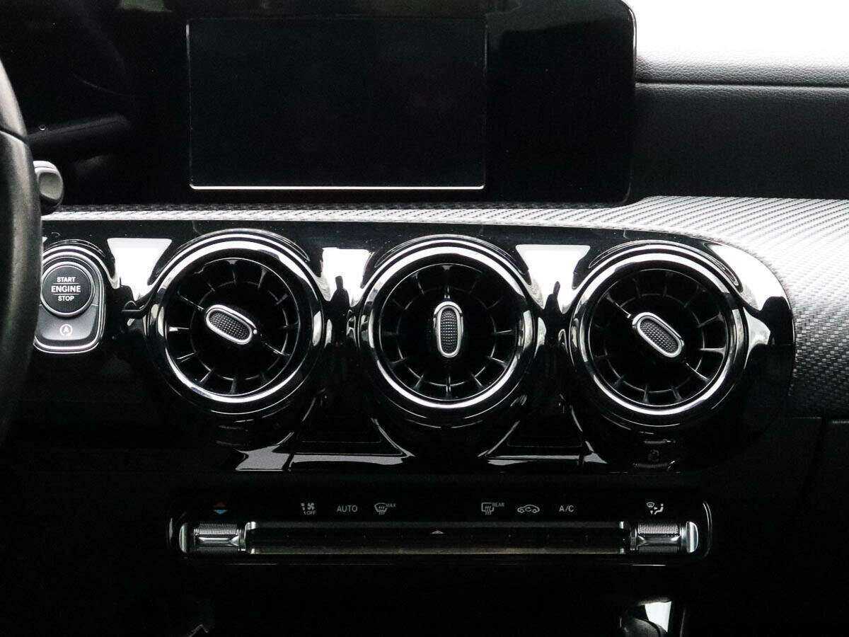 Купить Mercedes-Benz A-Класс с пробегом. Фото: #9