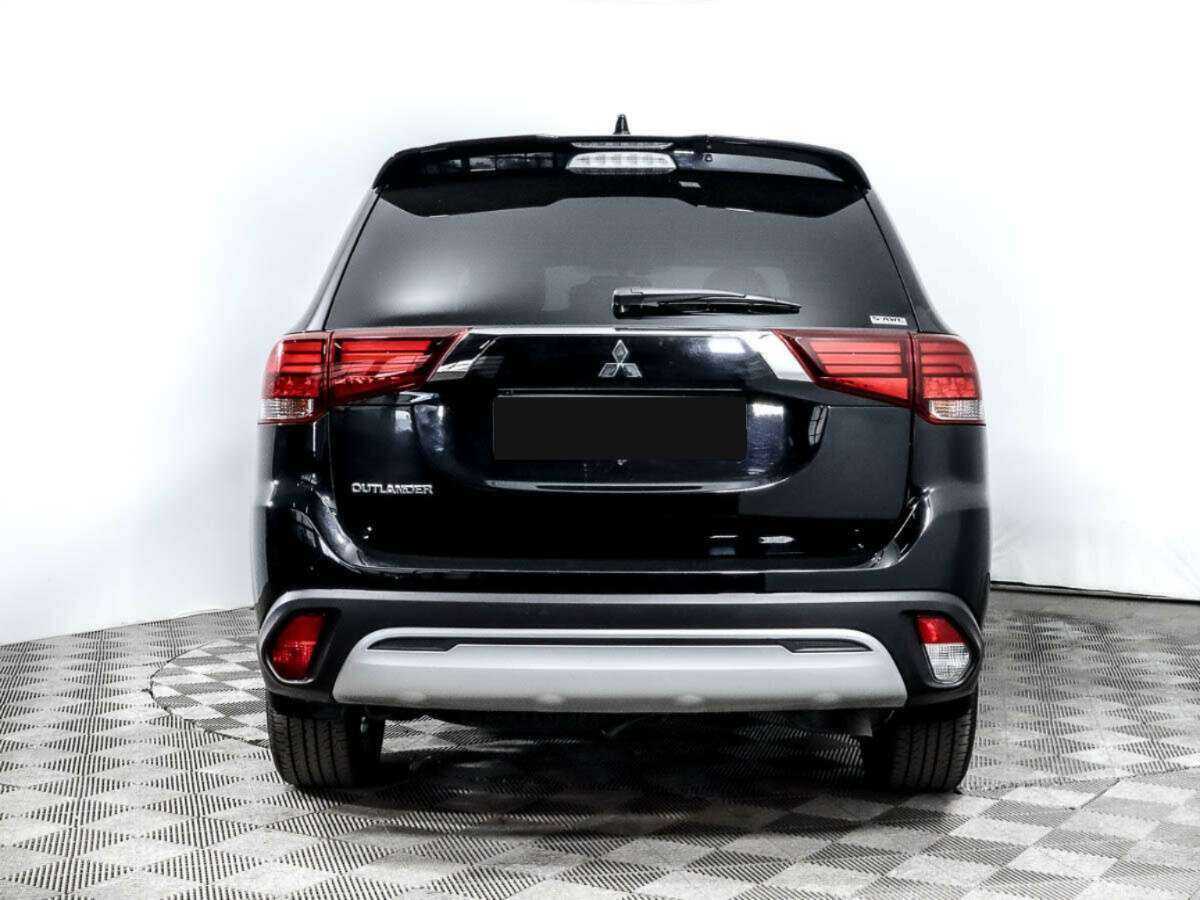 Купить Mitsubishi Outlander с пробегом. Фото: #4