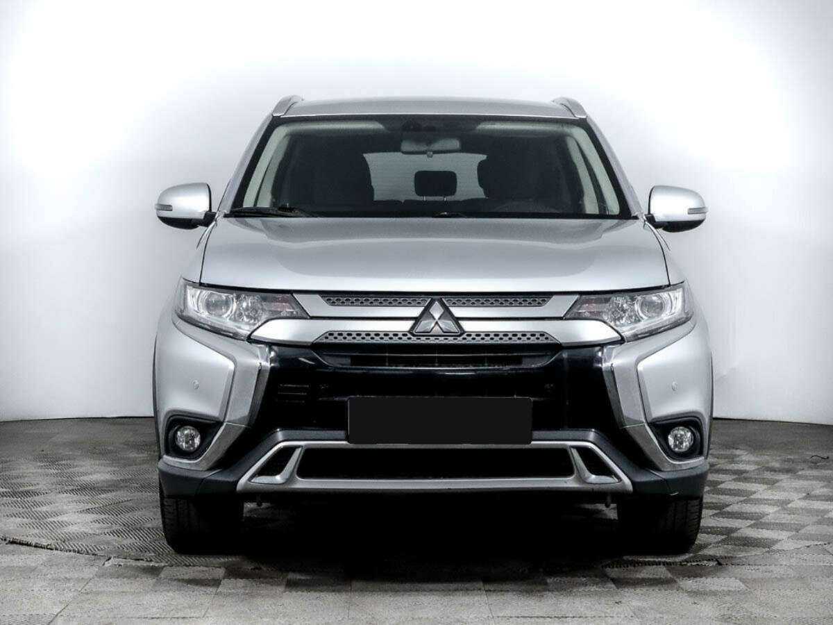 Купить Mitsubishi Outlander с пробегом. Фото: #1