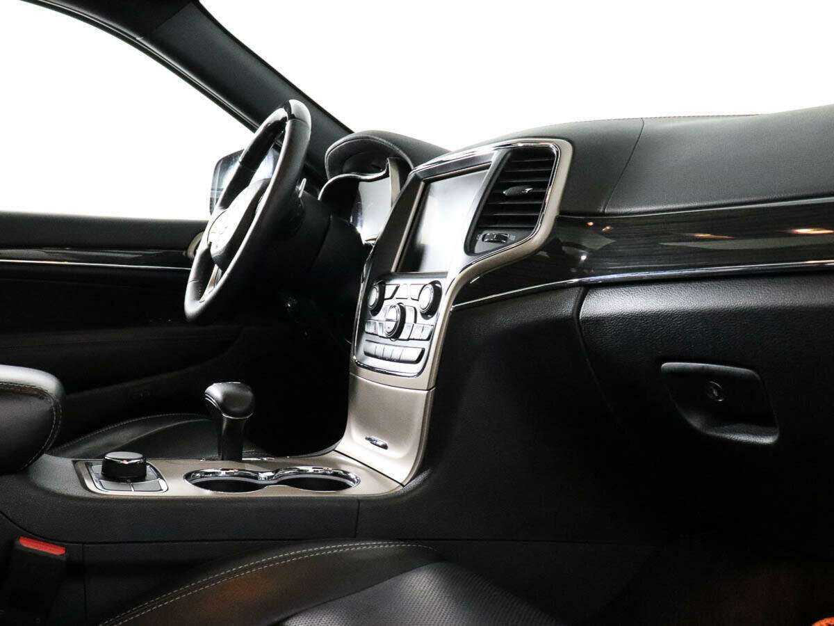 Купить Jeep Grand Cherokee с пробегом. Фото: #6