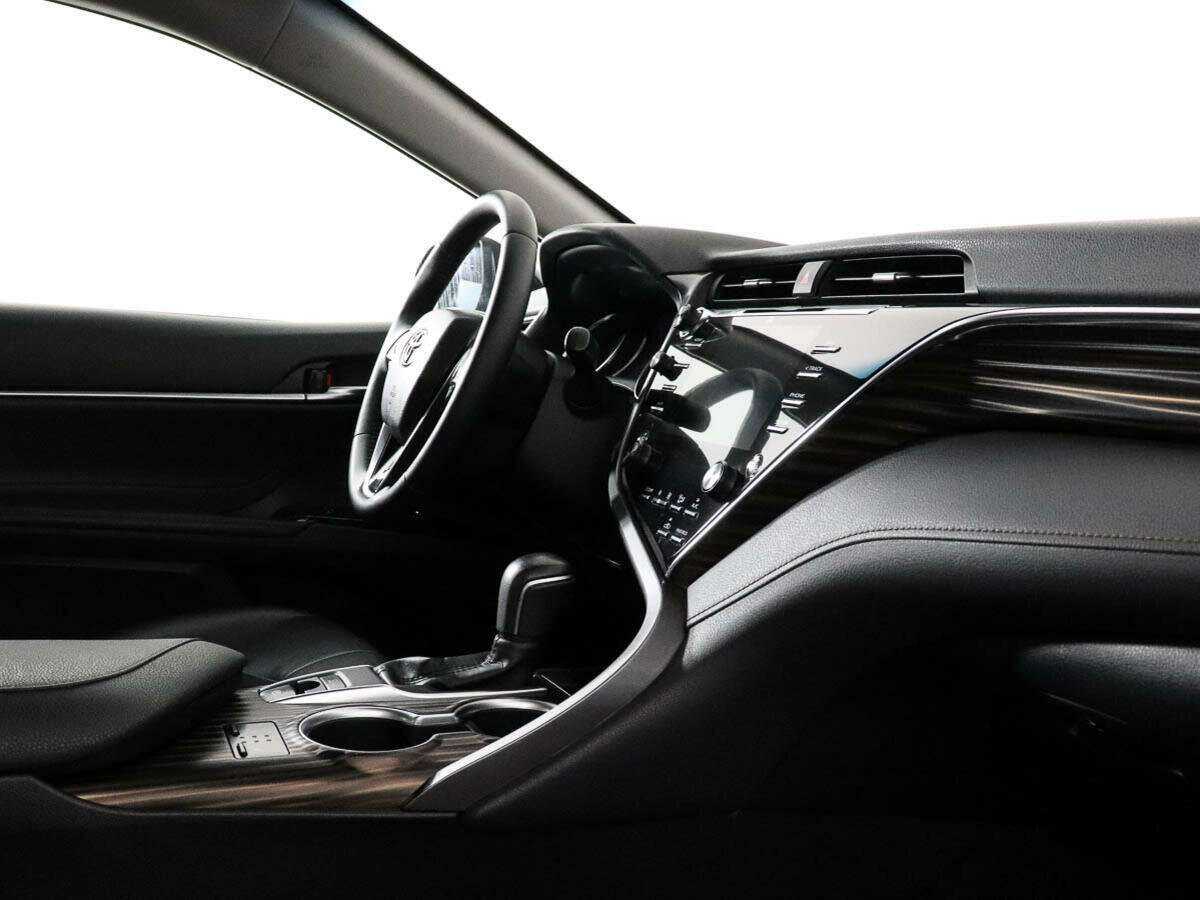 Купить Toyota Camry с пробегом. Фото: #6