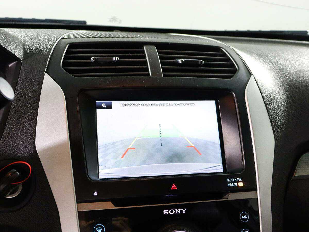 Купить Ford Explorer с пробегом. Фото: #16