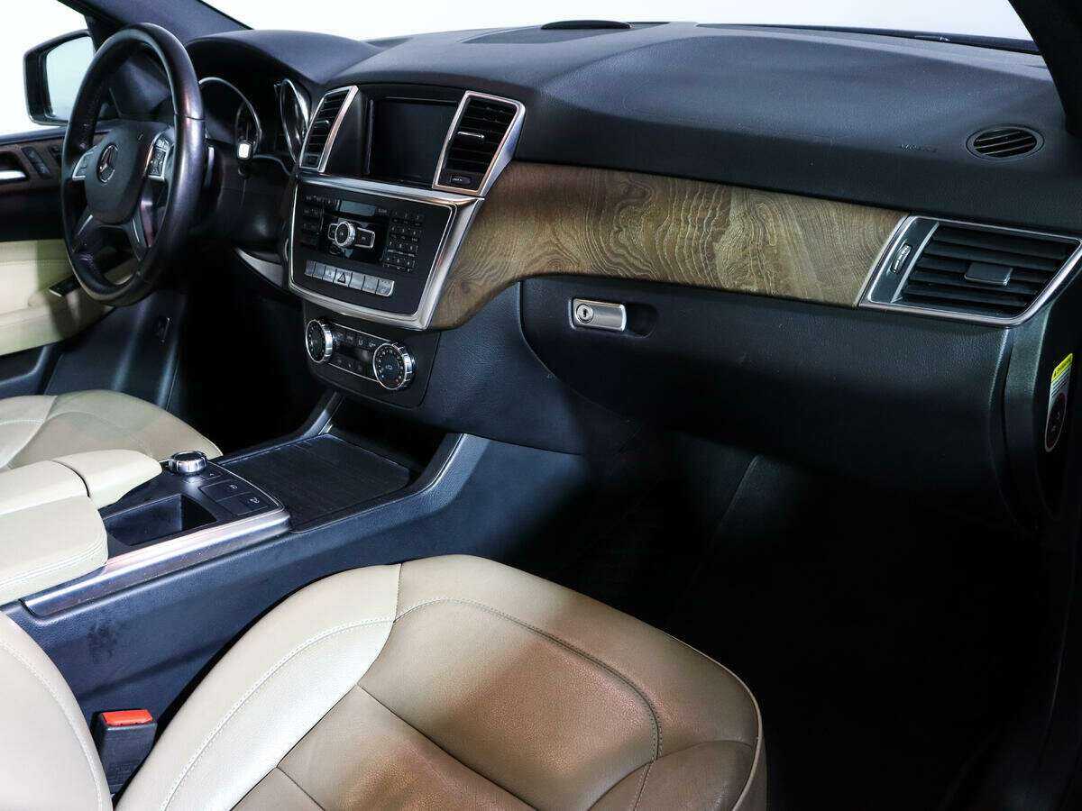 Купить Mercedes-Benz M-Класс с пробегом. Фото: #6