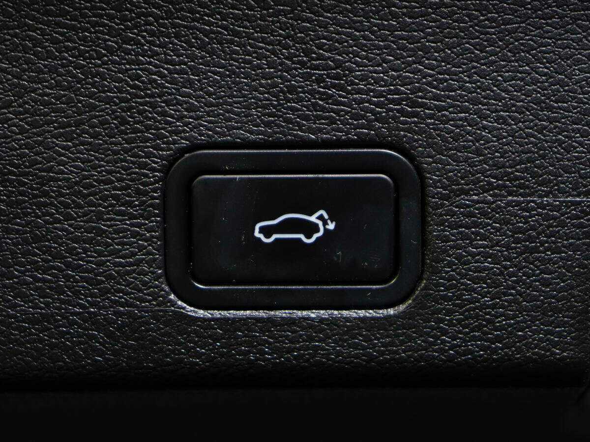 Купить Geely Tugella с пробегом. Фото: #15