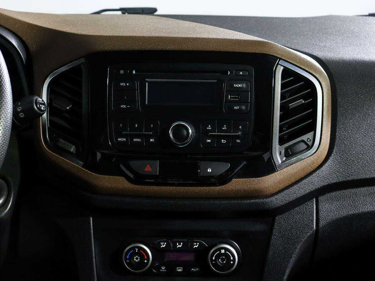 Продажа Б/У Лада (ВАЗ) ИКСРЭЙ. Фото: #12