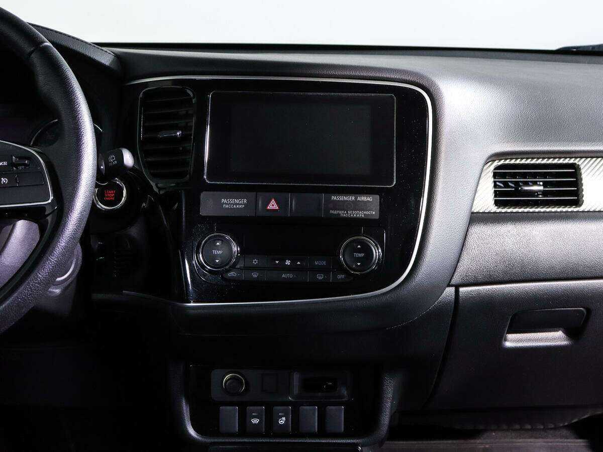 Купить Mitsubishi Outlander с пробегом. Фото: #12