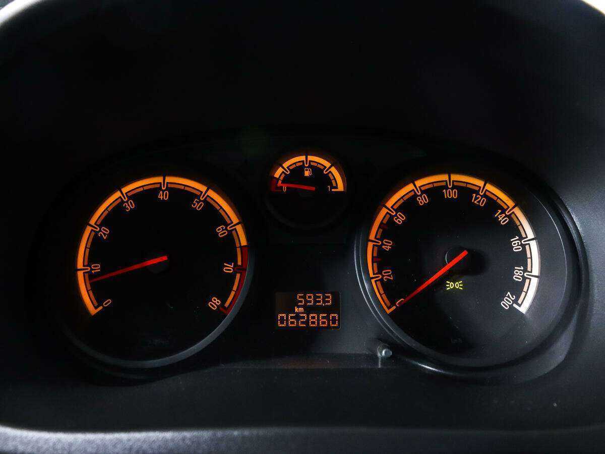 Купить Opel Corsa с пробегом. Фото: #8