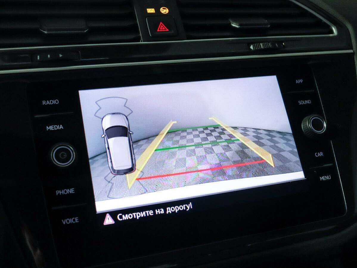 Купить Volkswagen Tiguan с пробегом. Фото: #12