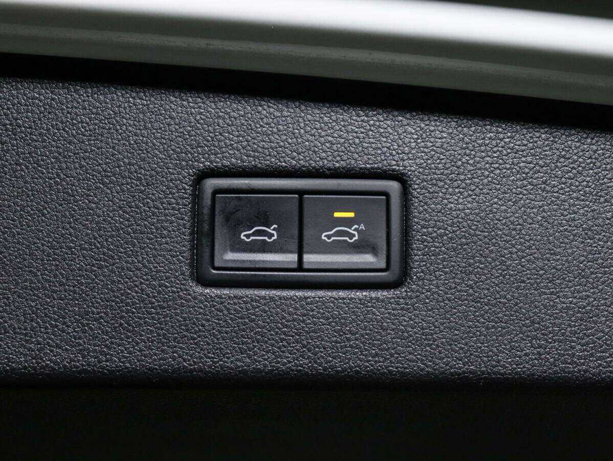 Купить Volkswagen Tiguan с пробегом. Фото: #13