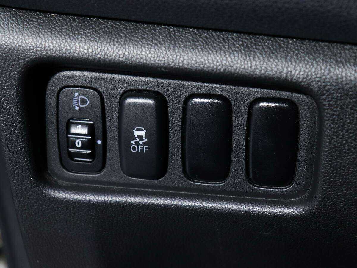 Продажа Б/У Митсубиши АС-Икс. Фото: #15