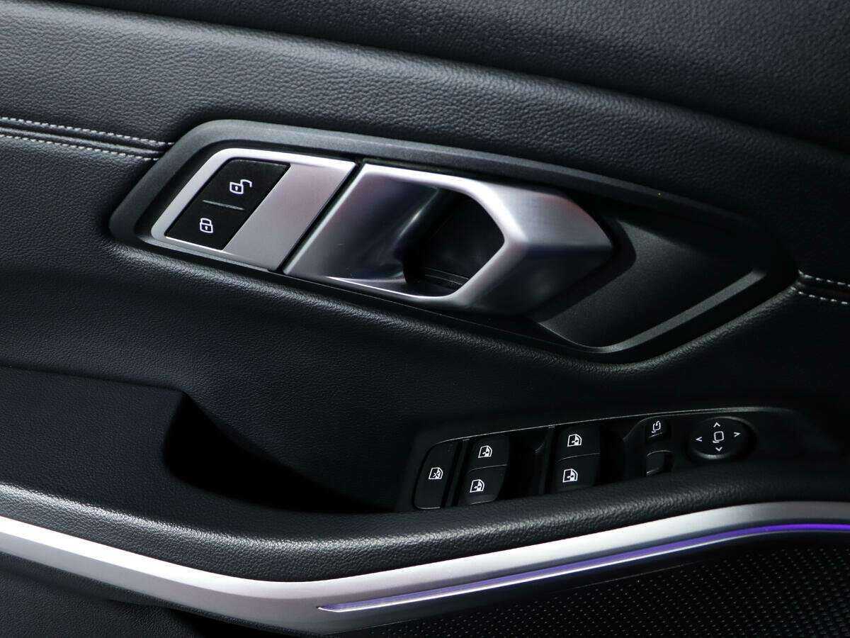 Купить BMW 3 серии с пробегом. Фото: #16