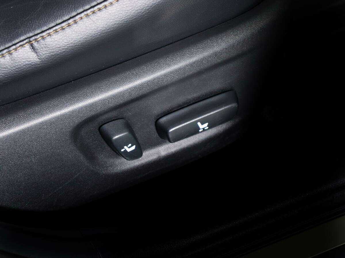 Купить Toyota Camry с пробегом. Фото: #13