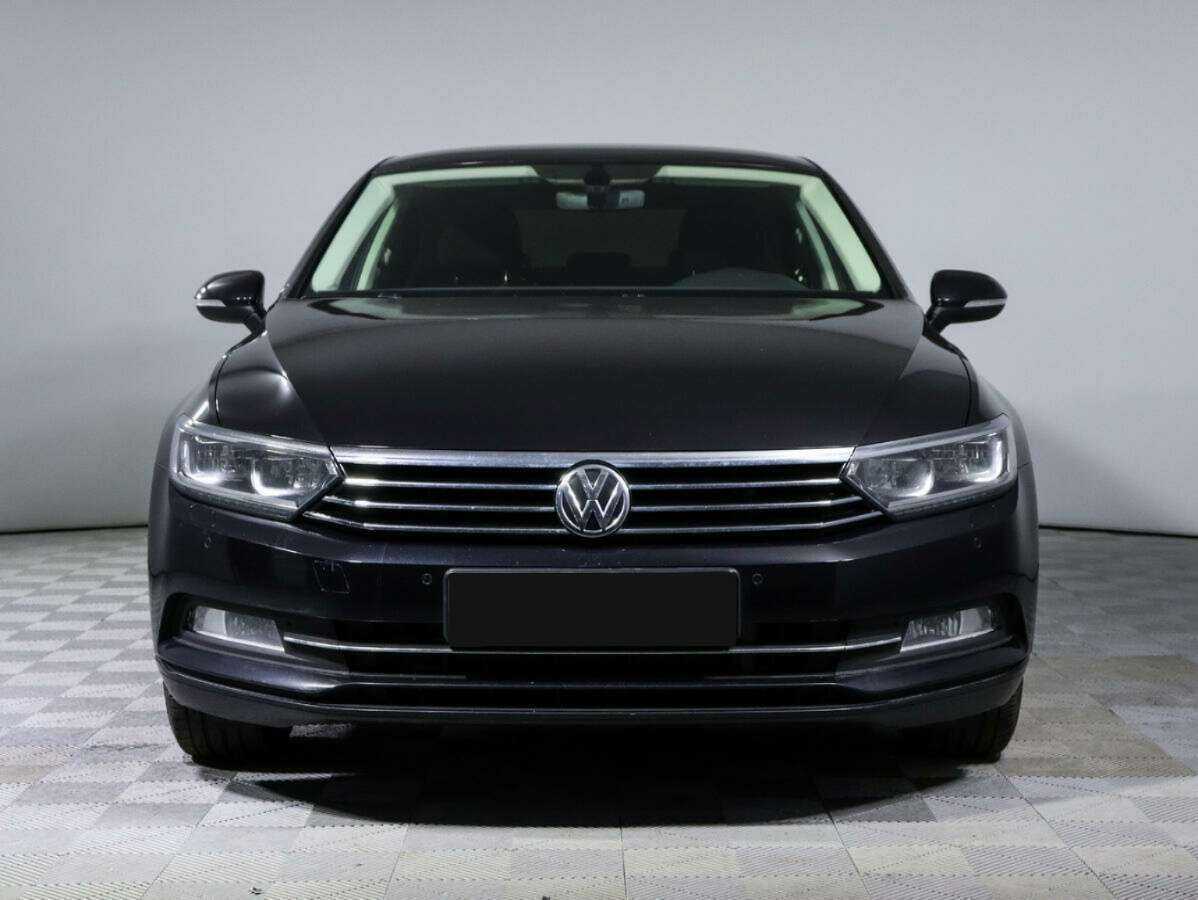 Купить Volkswagen Passat с пробегом. Фото: #1