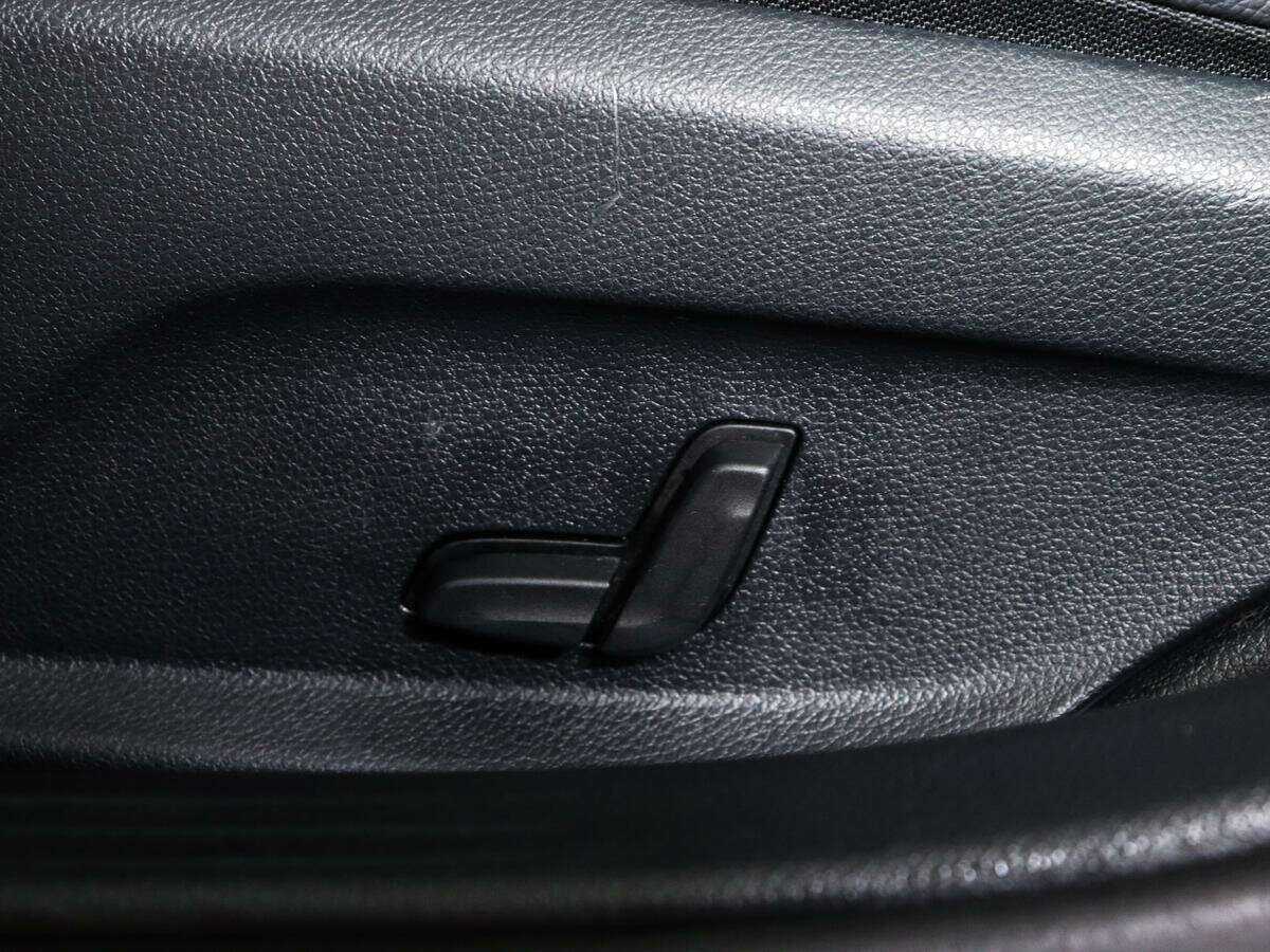 Купить Mercedes-Benz C-Класс с пробегом. Фото: #18