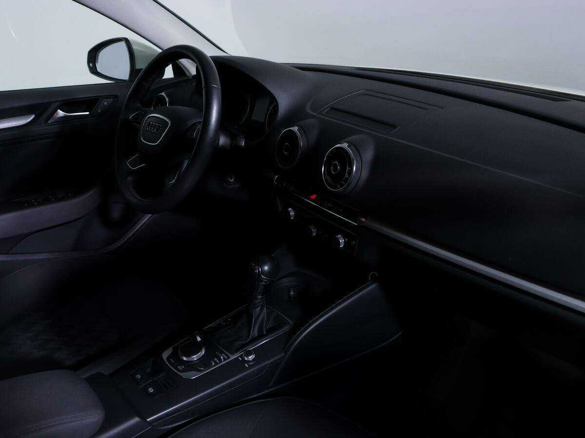 Купить Audi A3 с пробегом. Фото: #5