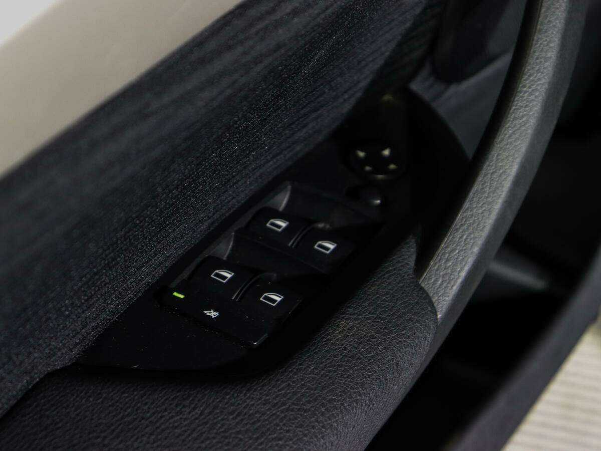 Купить BMW X1 с пробегом. Фото: #12