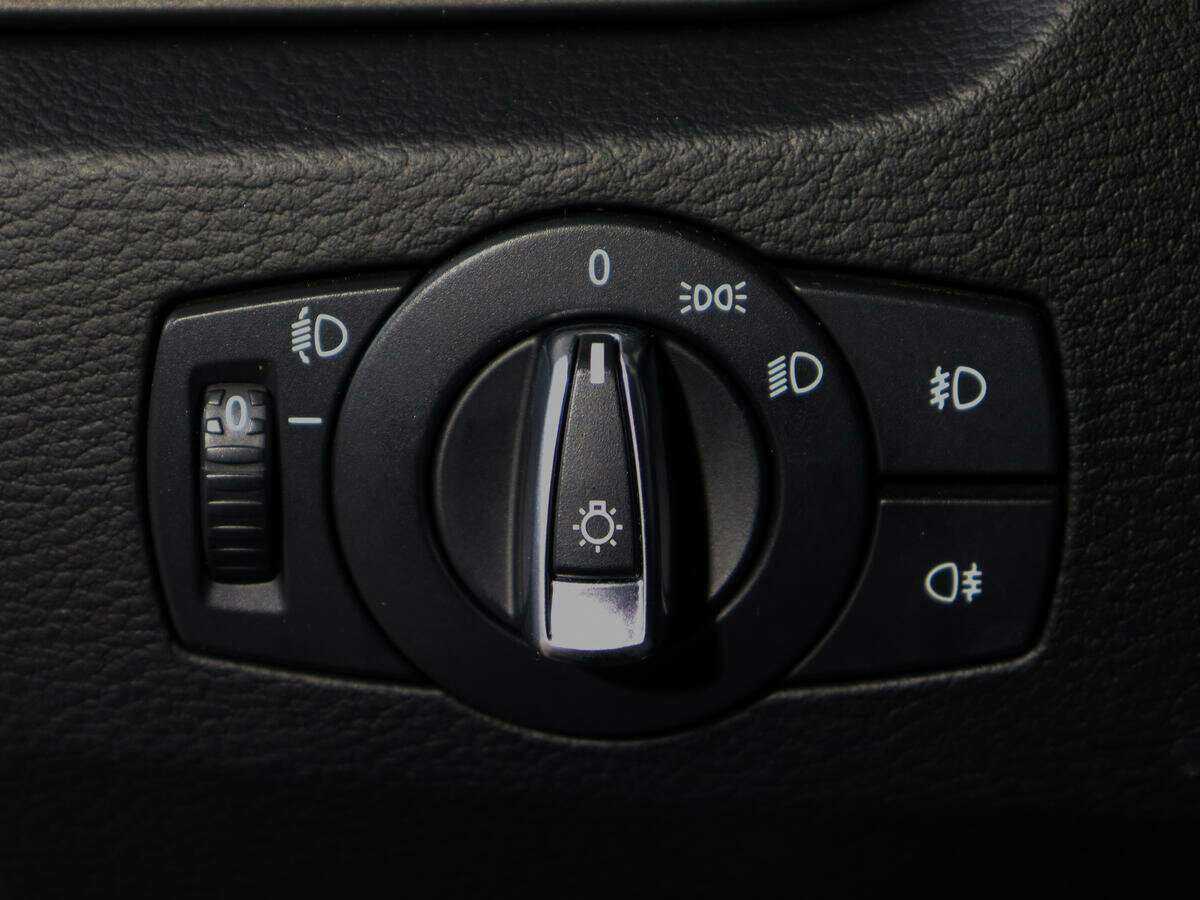 Купить BMW X1 с пробегом. Фото: #13