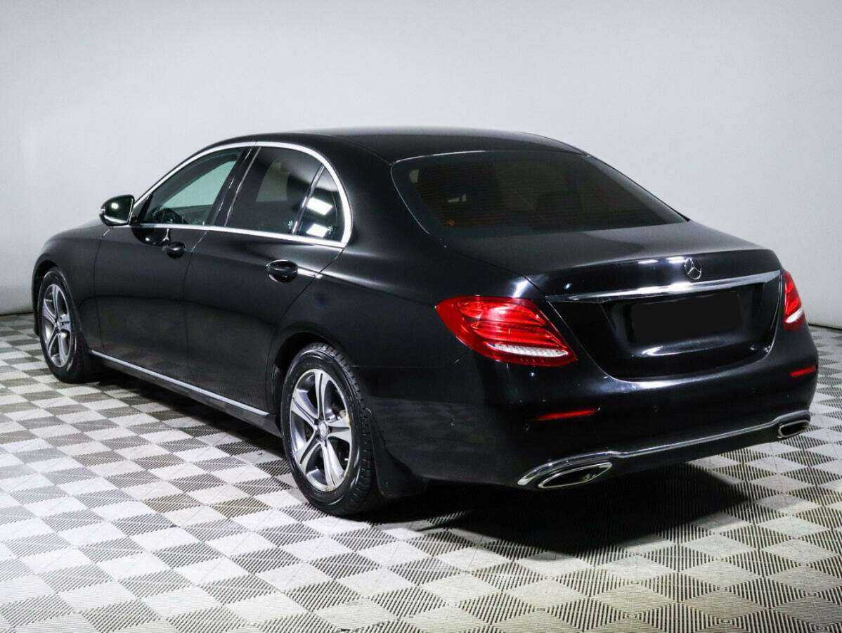 Купить Mercedes-Benz E-Класс с пробегом. Фото: #5