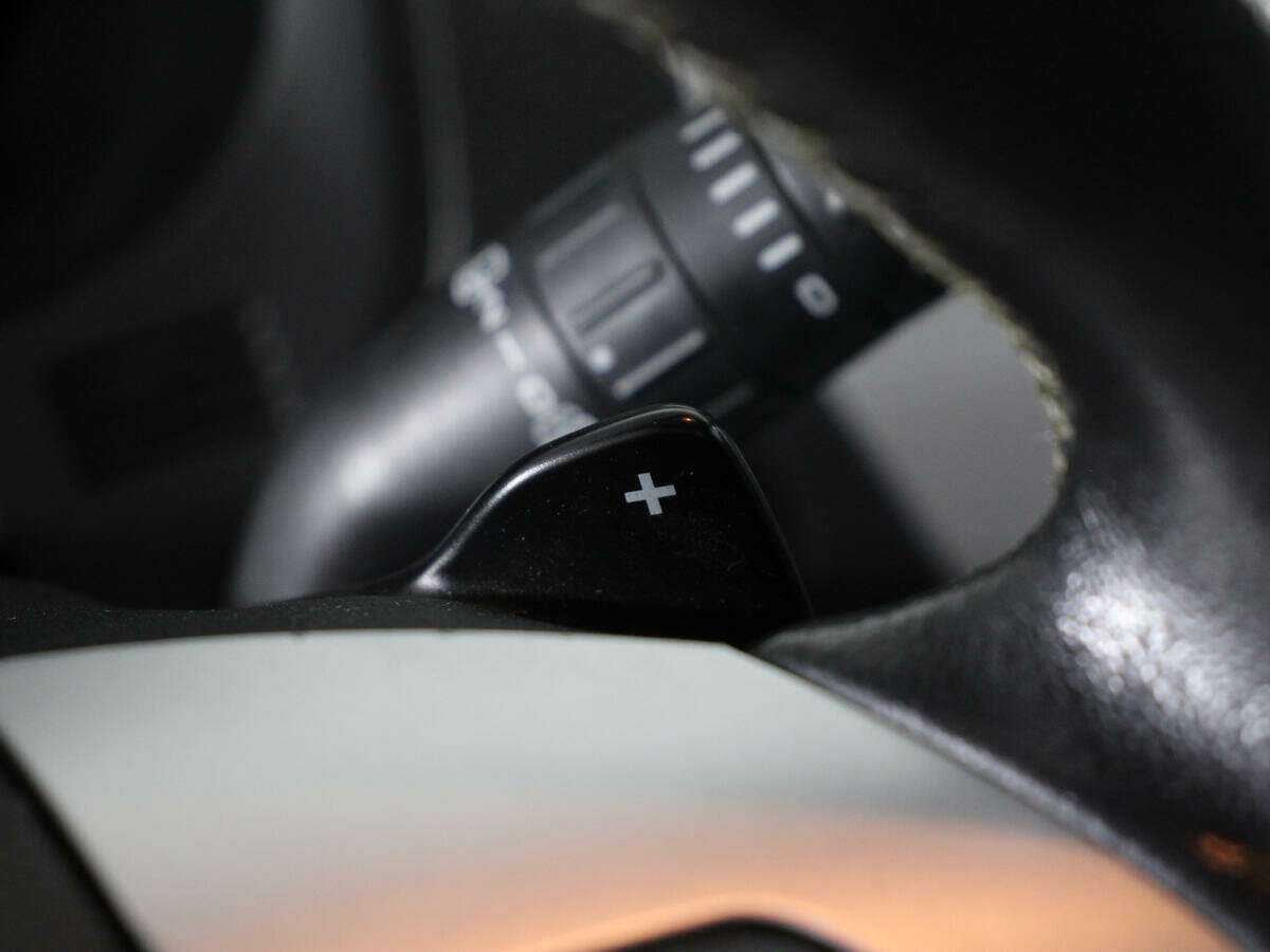 Купить Ford Explorer с пробегом. Фото: #21