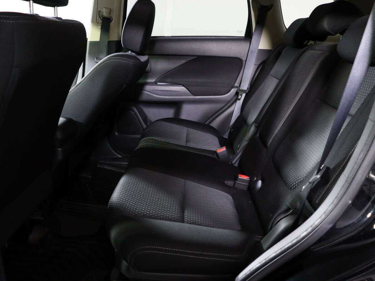 Продажа Б/У Митсубиши Оутлэндер. Фото: #11