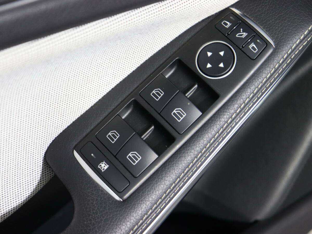 Купить Mercedes-Benz A-Класс с пробегом. Фото: #14