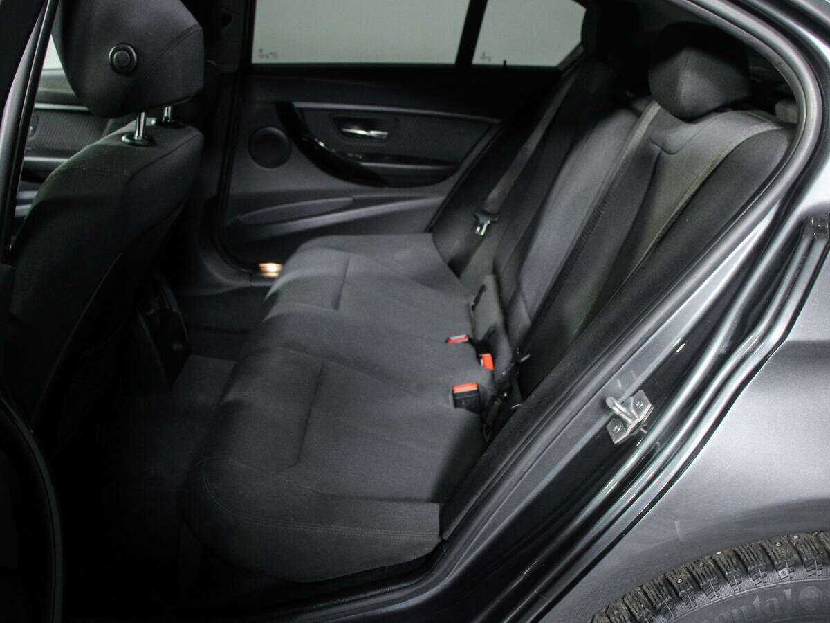 Купить BMW 3 серии с пробегом. Фото: #8