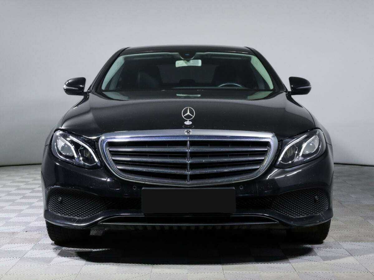 Купить Mercedes-Benz E-Класс с пробегом. Фото: #1