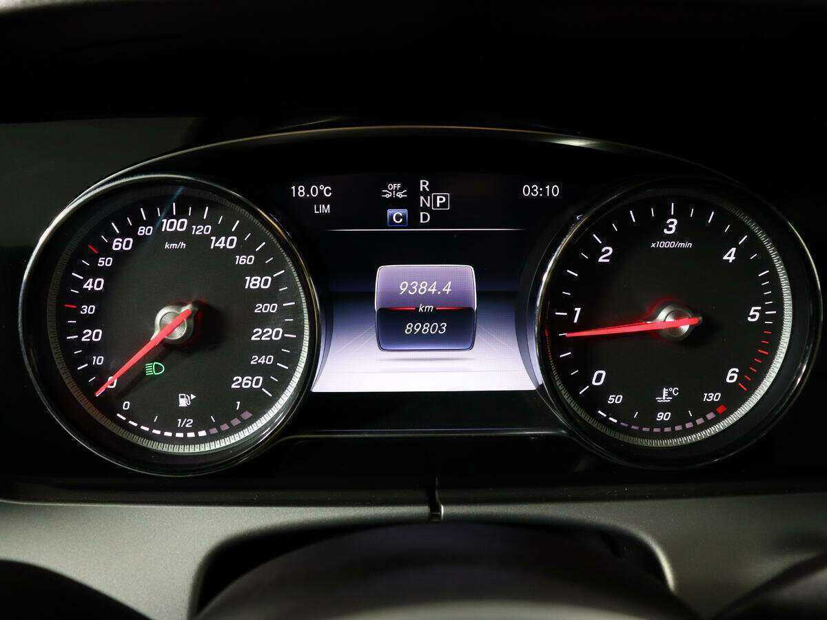 Купить Mercedes-Benz E-Класс с пробегом. Фото: #8