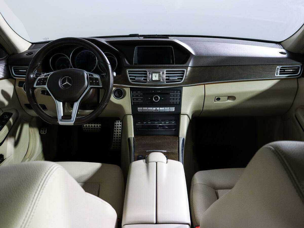 Купить Mercedes-Benz E-Класс с пробегом. Фото: #9