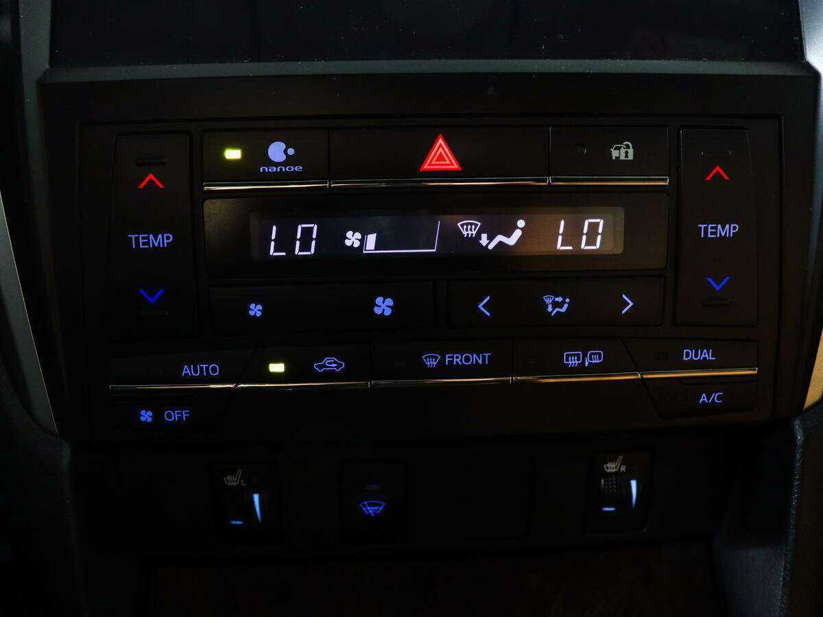 Купить Toyota Camry с пробегом. Фото: #16