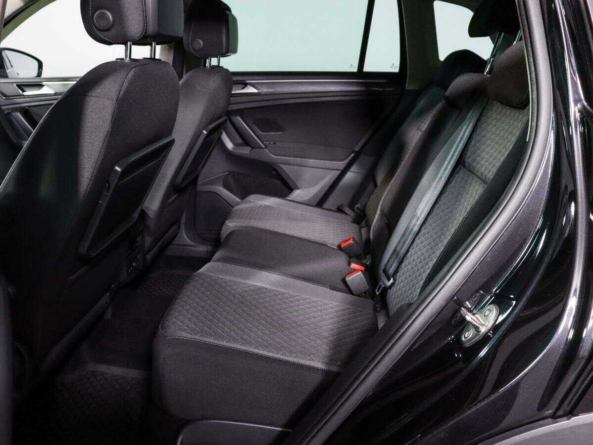 Купить Volkswagen Tiguan с пробегом. Фото: #7