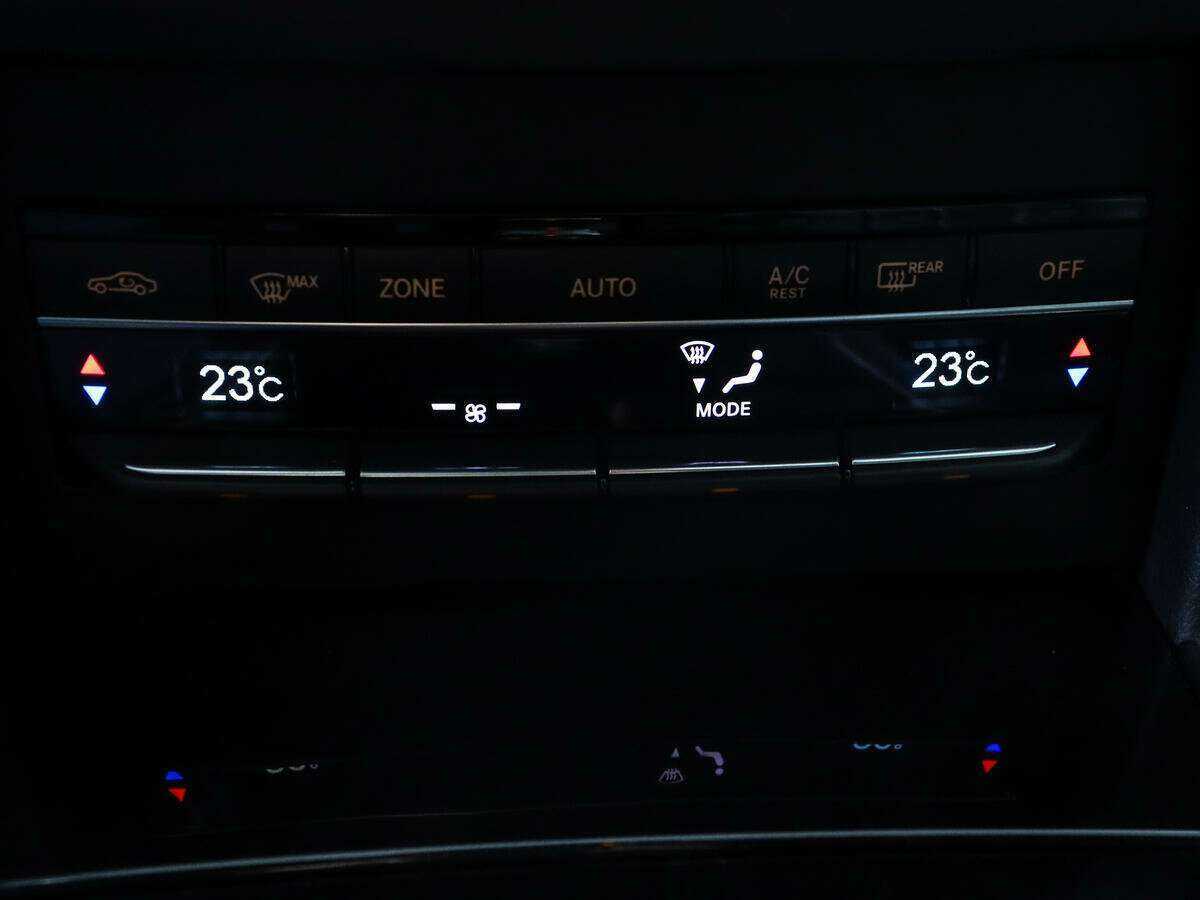 Купить Mercedes-Benz E-Класс с пробегом. Фото: #16