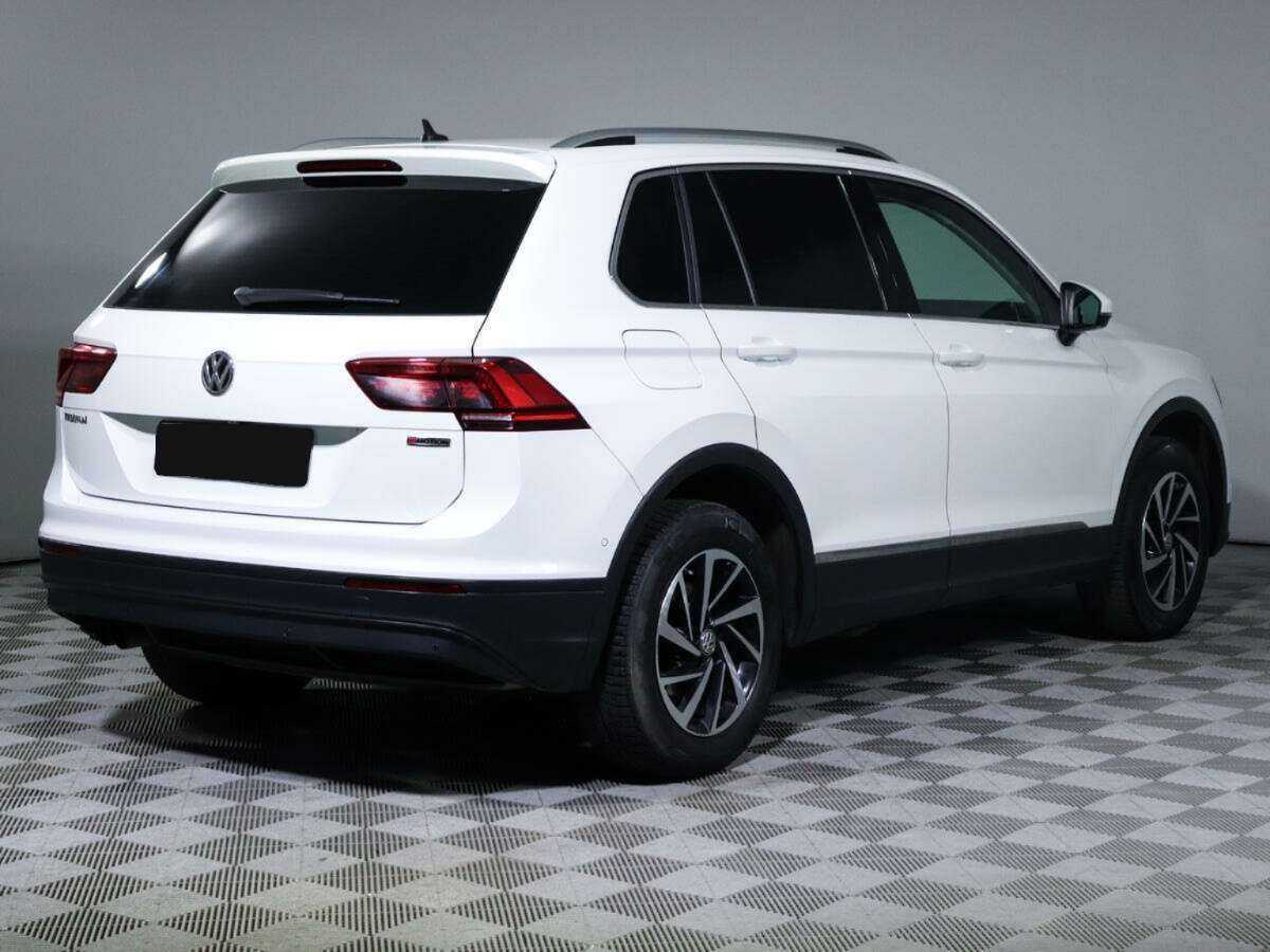 Купить Volkswagen Tiguan с пробегом. Фото: #4