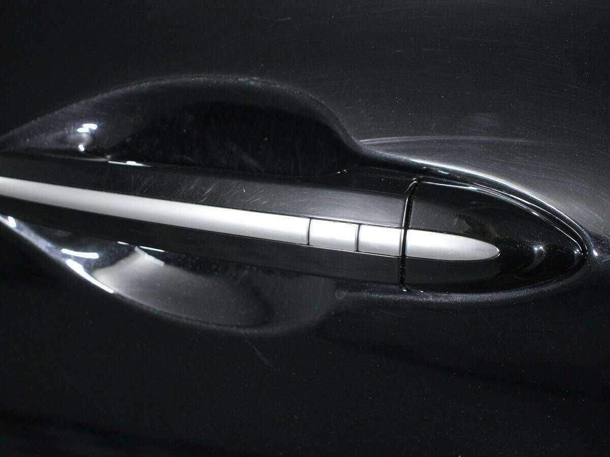 Купить Hyundai Genesis с пробегом. Фото: #14