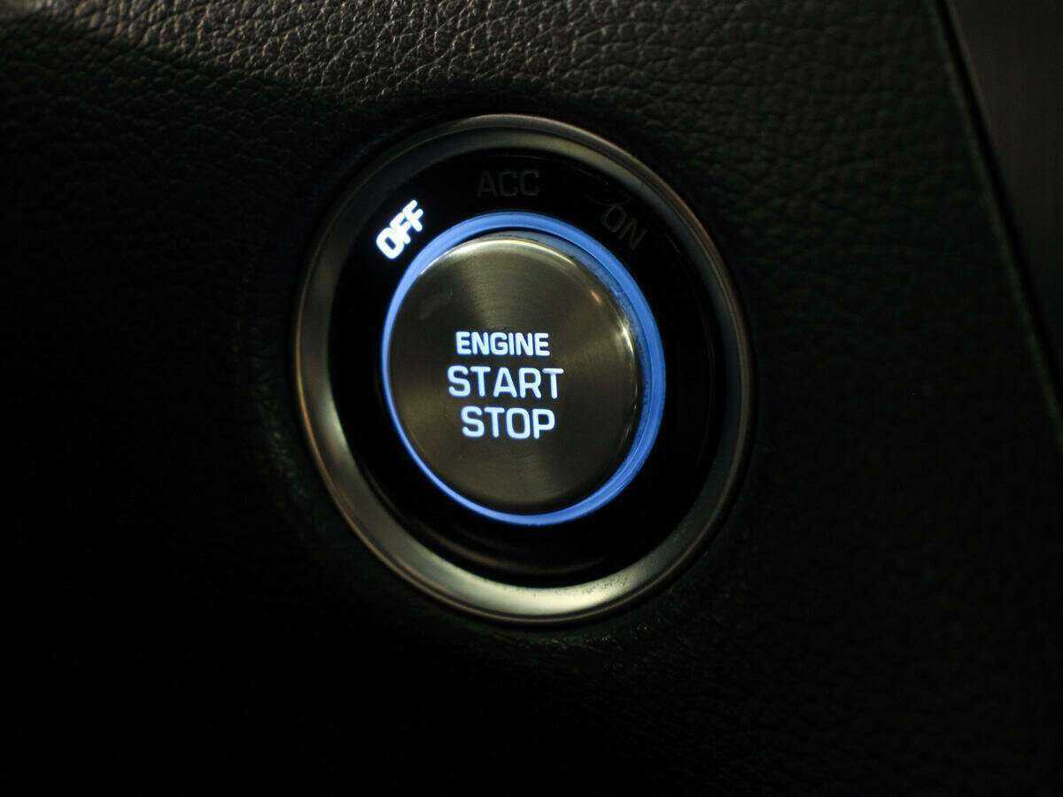 Купить Hyundai Genesis с пробегом. Фото: #20