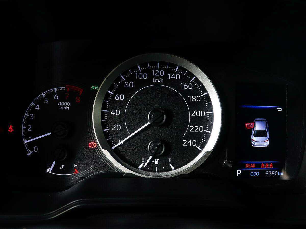 Купить Toyota Corolla с пробегом. Фото: #9