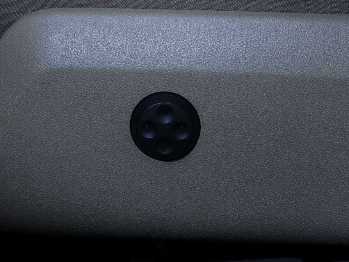 Купить Mercedes-Benz E-Класс с пробегом. Фото: #16