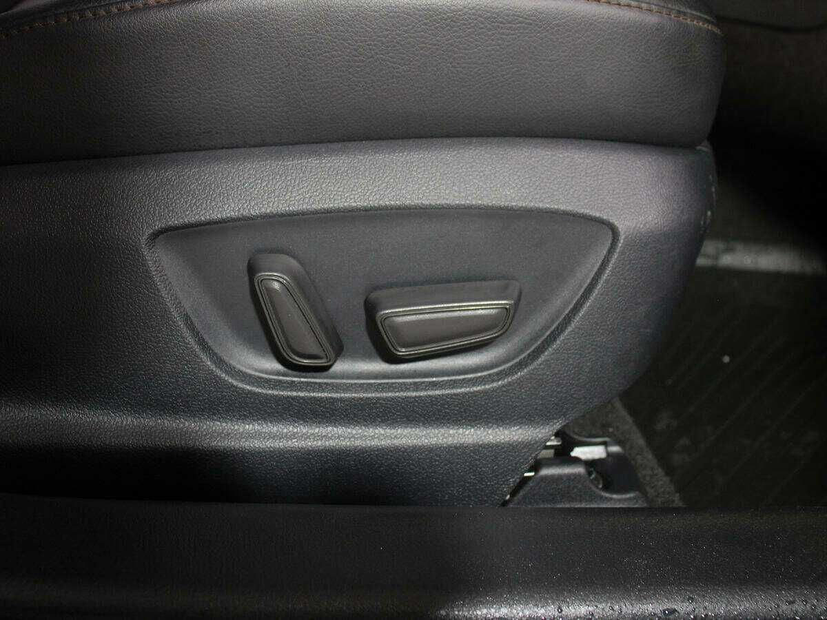 Купить Toyota Camry с пробегом. Фото: #15