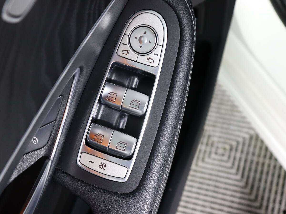 Купить Mercedes-Benz C-Класс с пробегом. Фото: #15