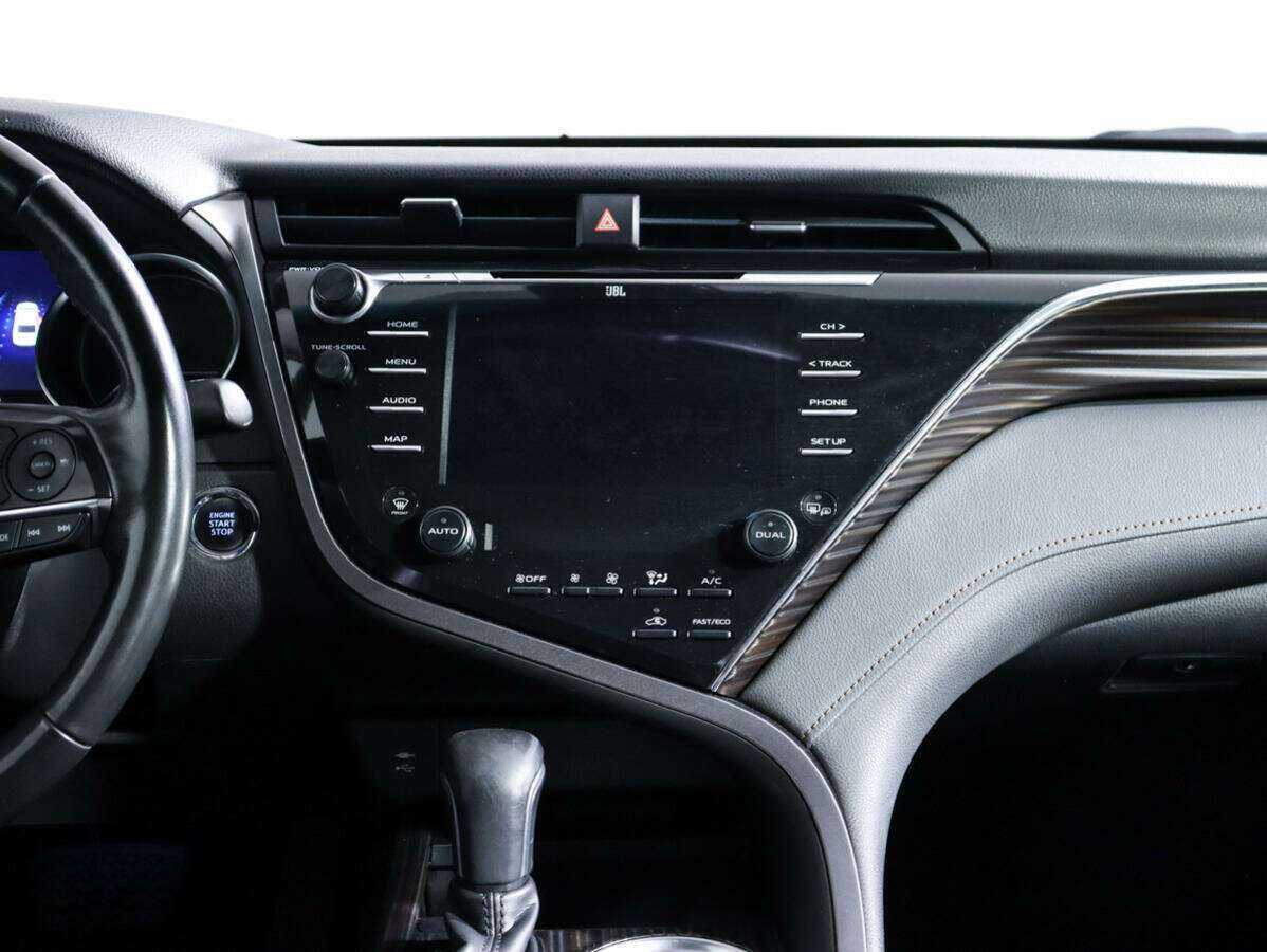 Купить Toyota Camry с пробегом. Фото: #9