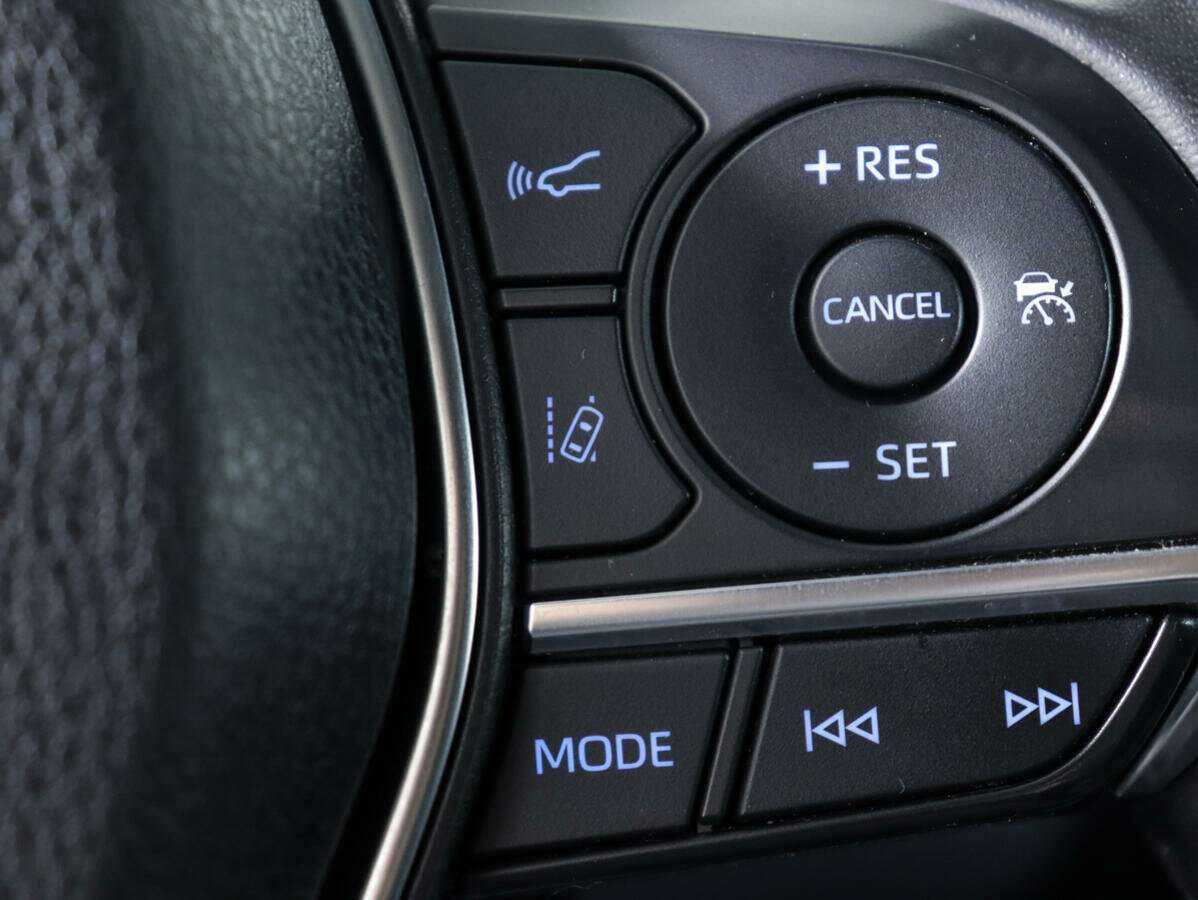 Купить Toyota Camry с пробегом. Фото: #16