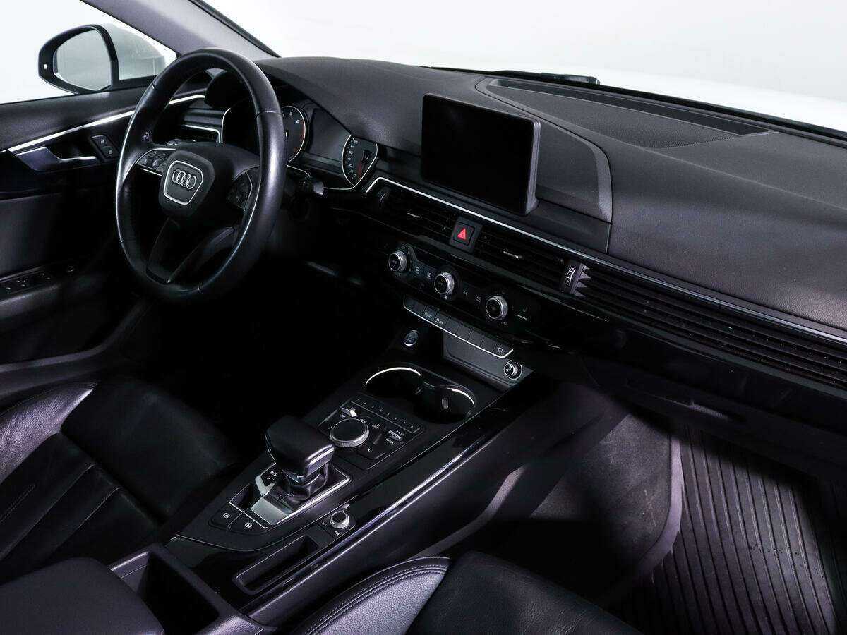 Купить Audi A4 с пробегом. Фото: #6