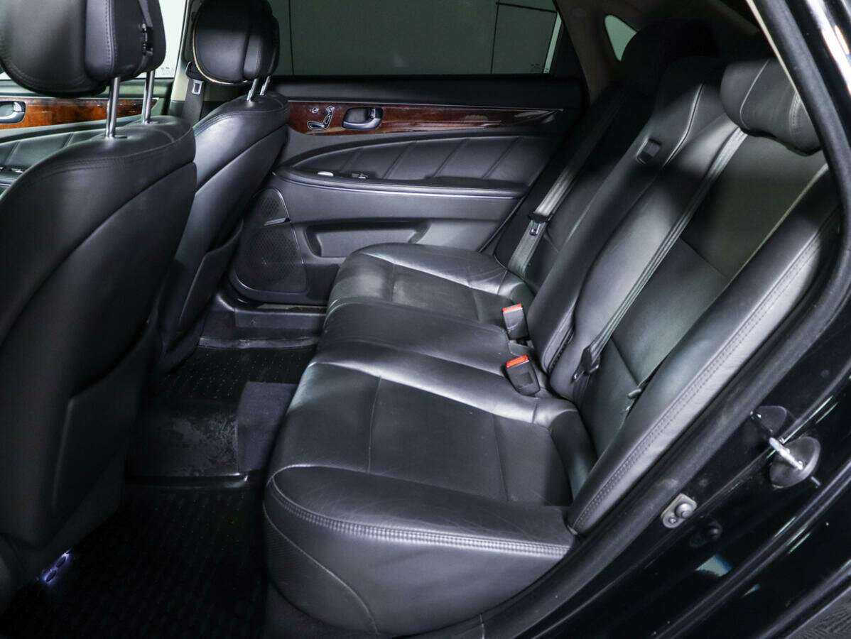 Купить Hyundai Equus с пробегом. Фото: #7