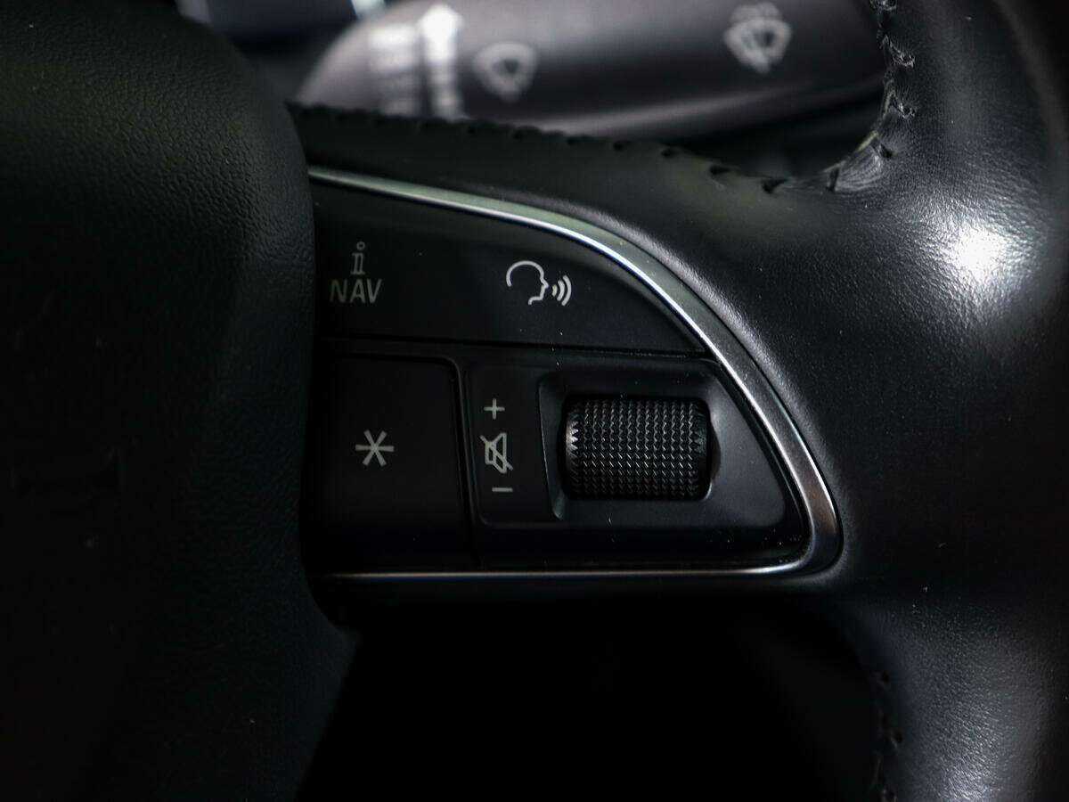 Купить Audi A6 с пробегом. Фото: #16