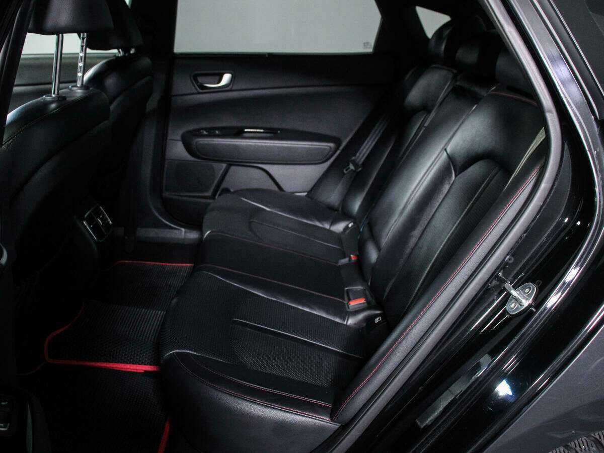 Купить Kia Optima с пробегом. Фото: #5