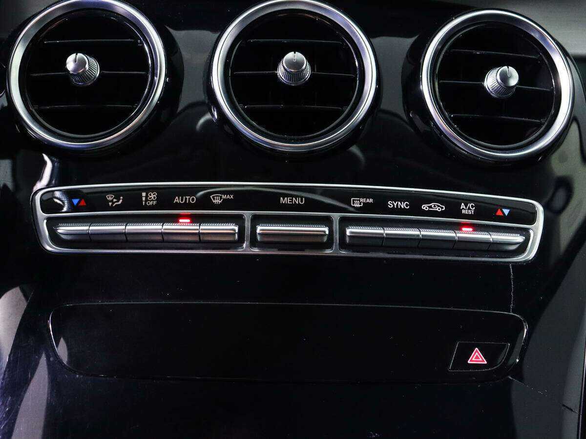 Купить Mercedes-Benz C-Класс с пробегом. Фото: #11