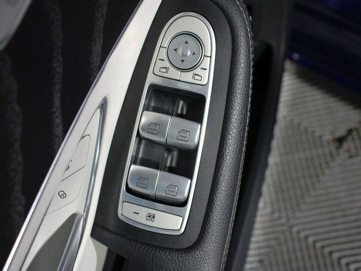 Купить Mercedes-Benz C-Класс с пробегом. Фото: #15