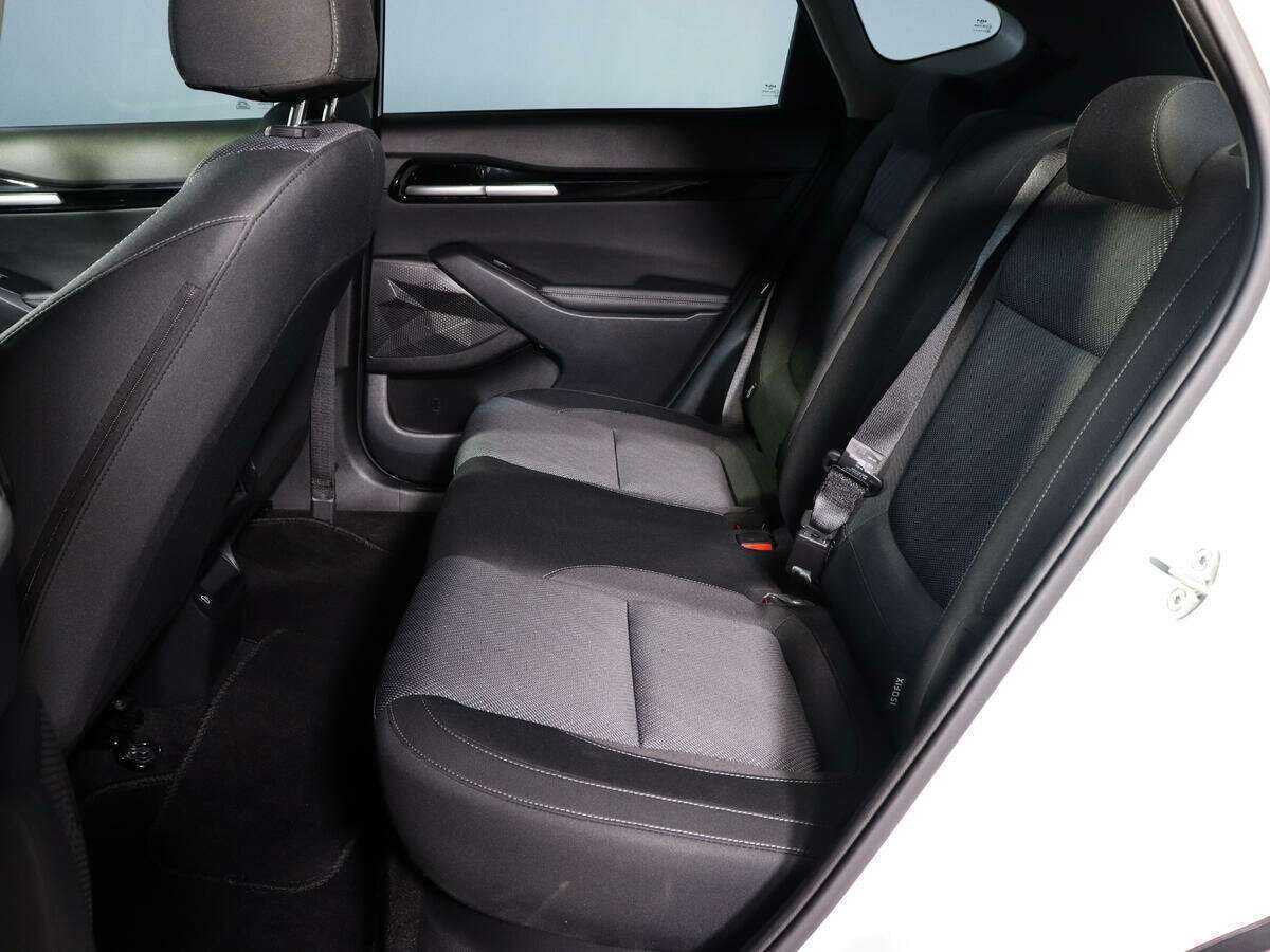 Купить Kia Seltos с пробегом. Фото: #9